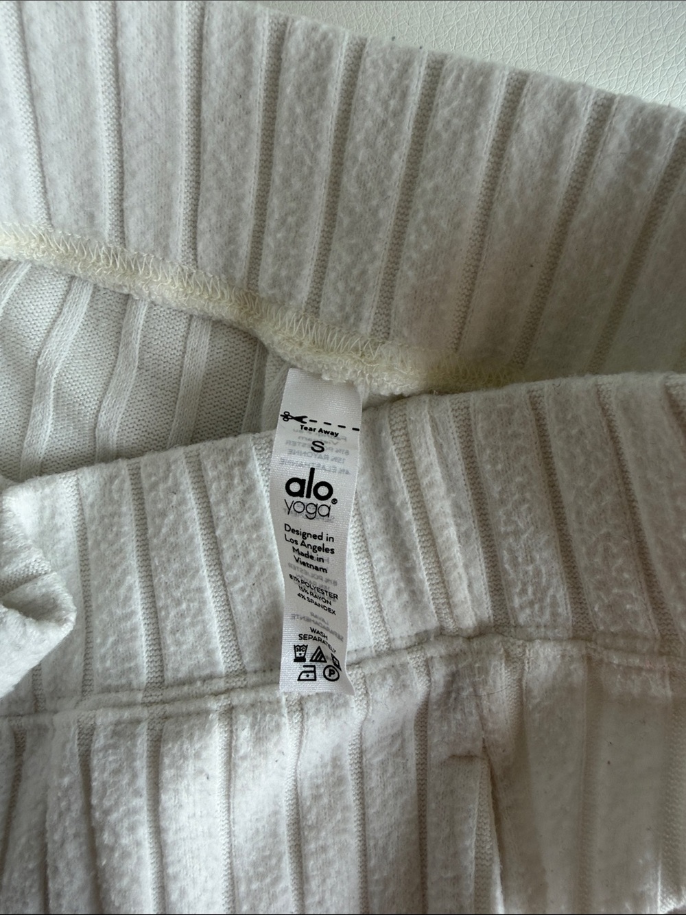 ALO Yoga Take Comfort Ribbed Wide Legs Pants - Picture 3 of 4
